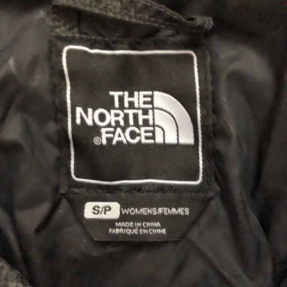The North Face Quilted Black Jacket - Picture 2 of 4